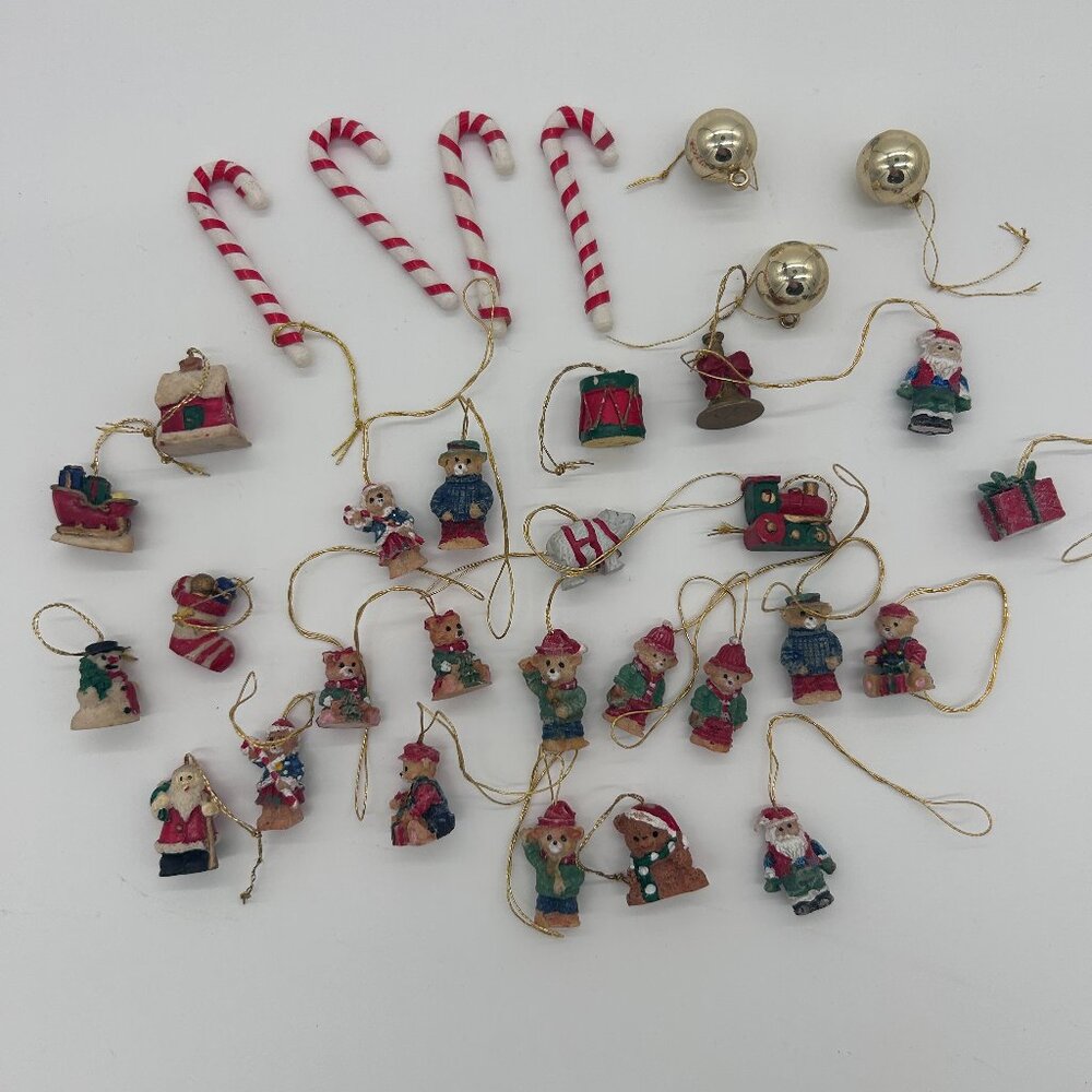 lot of 32 miniature christmas ornaments resin plastic